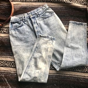 Vintage High Rise Acid Wash Distressed Jeans